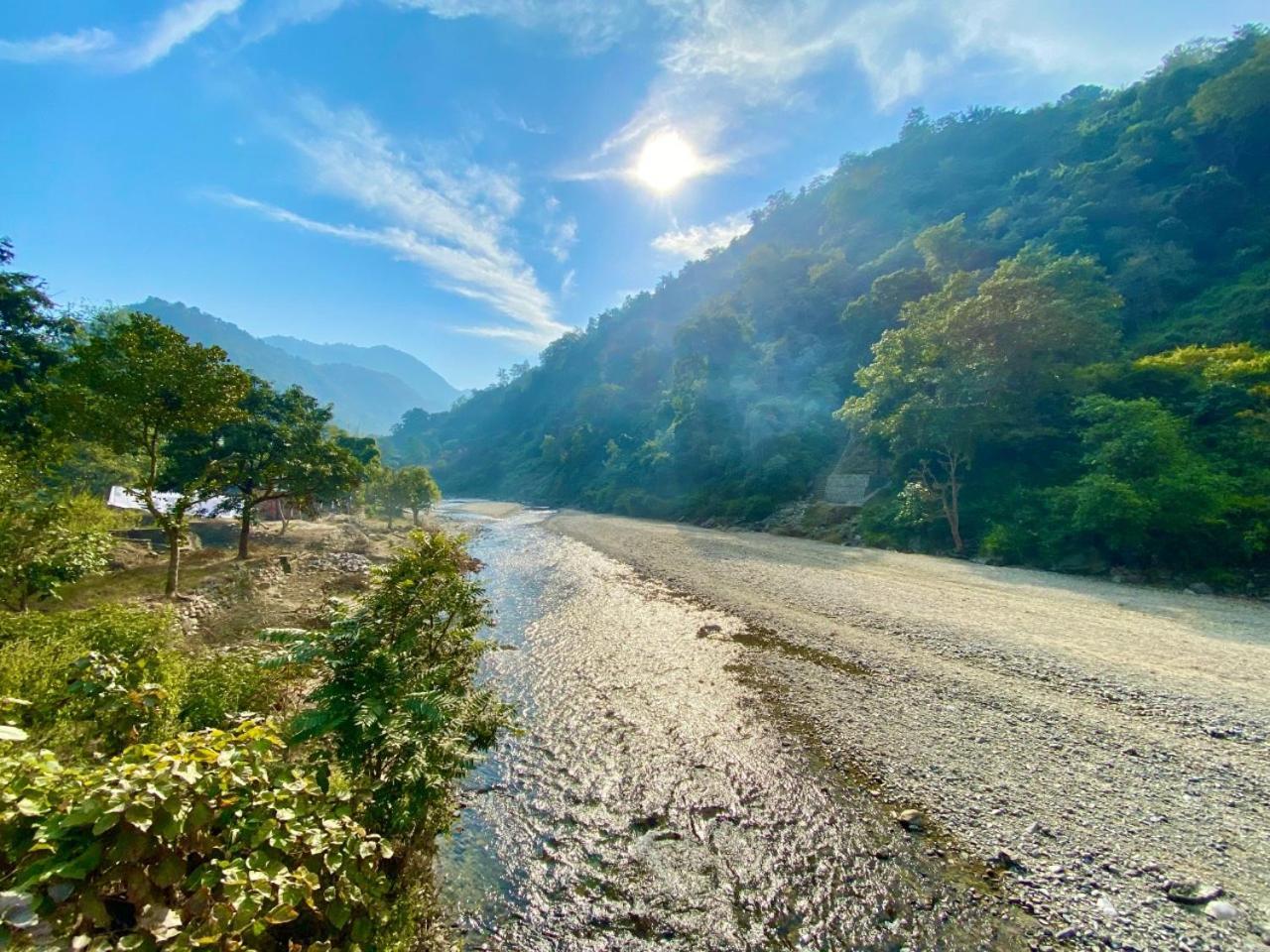 Euphoric River Resort Rishīkesh Exterior foto
