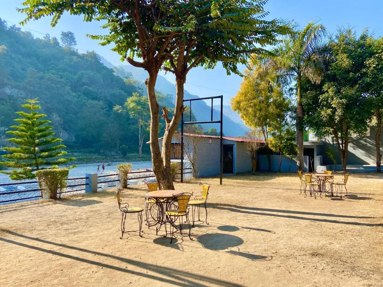 Euphoric River Resort Rishīkesh Exterior foto