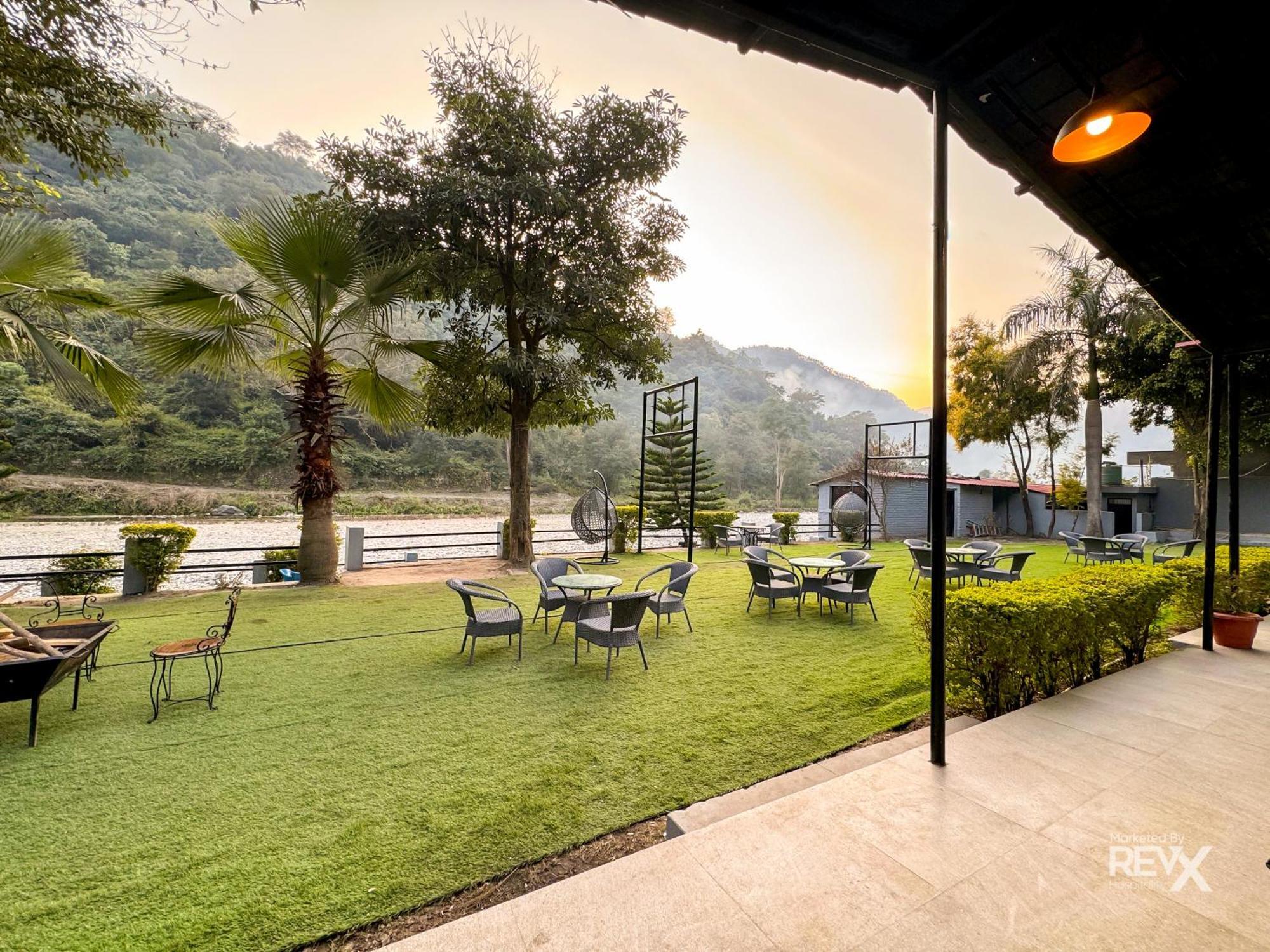 Euphoric River Resort Rishīkesh Exterior foto